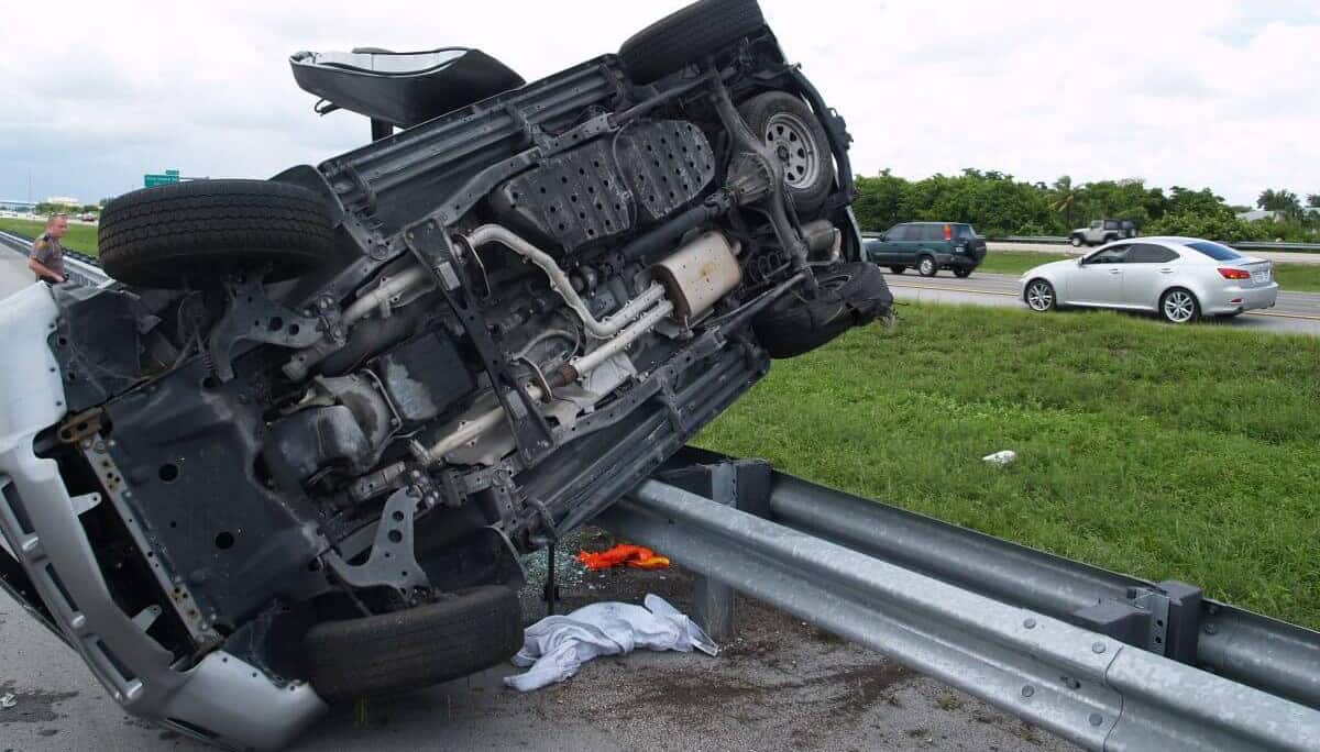 what-to-do-if-your-vehicle-rollovers